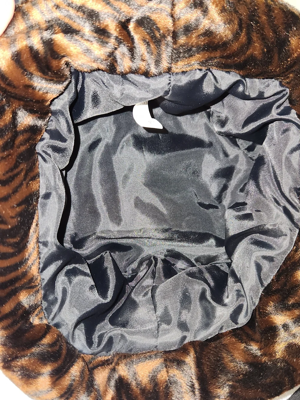 ⭐️Brown Fluffy Animal Print Bucket Hat 90s Festival Y2K Retro Streetwear
